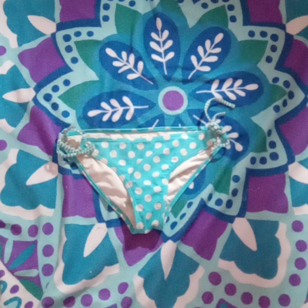Bathing suit - Picture 3 of 5